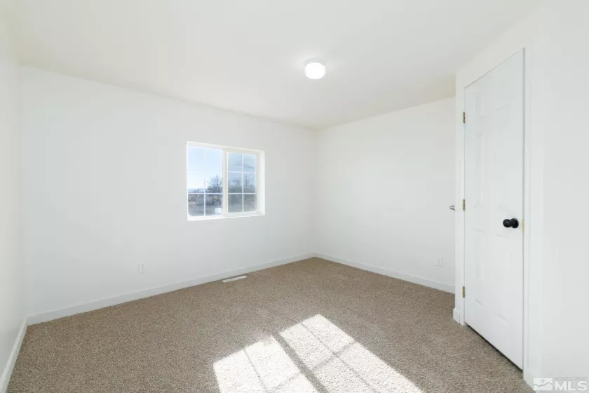 2590 4Th, Silver Springs, Nevada 89429, 3 Bedrooms Bedrooms, ,2 BathroomsBathrooms,Residential,Residential,4Th,240015127