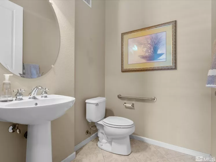 9900 Wilbur May, Reno, Nevada 89521, 3 Bedrooms Bedrooms, ,3 BathroomsBathrooms,Residential,Residential,Wilbur May,250005747