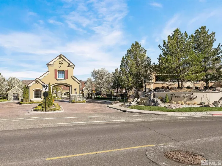 9900 Wilbur May, Reno, Nevada 89521, 3 Bedrooms Bedrooms, ,3 BathroomsBathrooms,Residential,Residential,Wilbur May,250005747