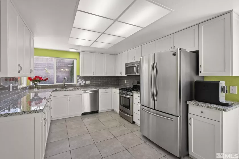 920 Pinebrook, Reno, Nevada 89509, 3 Bedrooms Bedrooms, ,3 BathroomsBathrooms,Residential,Residential,Pinebrook,250004643