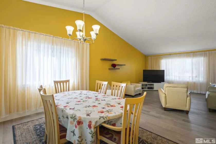 920 Pinebrook, Reno, Nevada 89509, 3 Bedrooms Bedrooms, ,3 BathroomsBathrooms,Residential,Residential,Pinebrook,250004643
