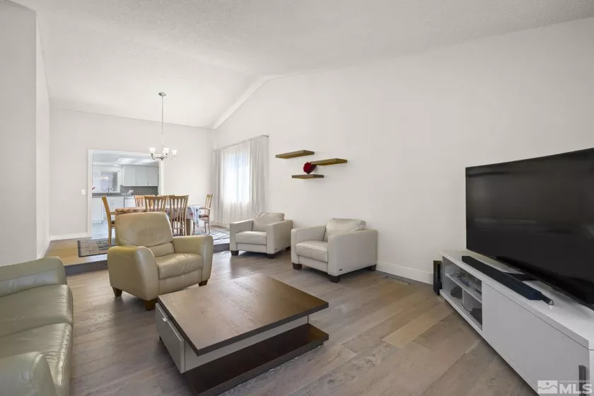 920 Pinebrook, Reno, Nevada 89509, 3 Bedrooms Bedrooms, ,3 BathroomsBathrooms,Residential,Residential,Pinebrook,250004643