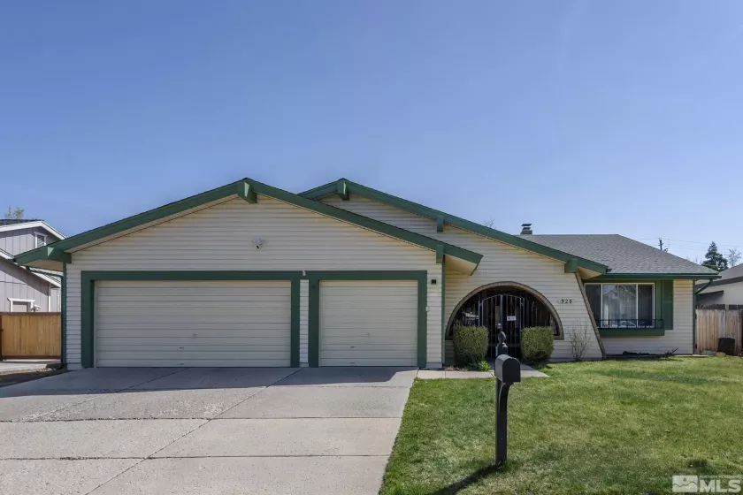 920 Pinebrook, Reno, Nevada 89509, 3 Bedrooms Bedrooms, ,3 BathroomsBathrooms,Residential,Residential,Pinebrook,250004643