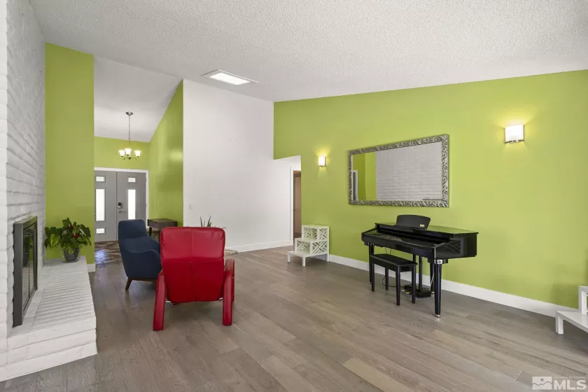 920 Pinebrook, Reno, Nevada 89509, 3 Bedrooms Bedrooms, ,3 BathroomsBathrooms,Residential,Residential,Pinebrook,250004643