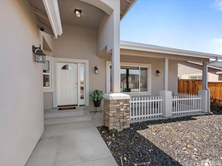 1129 Dixie, Fernley, Nevada 89408, 4 Bedrooms Bedrooms, ,3 BathroomsBathrooms,Residential,Residential,Dixie,250003936