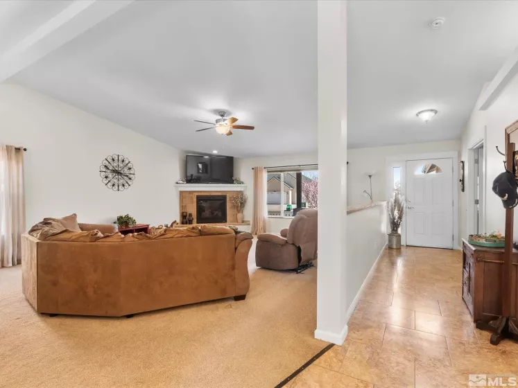 1129 Dixie, Fernley, Nevada 89408, 4 Bedrooms Bedrooms, ,3 BathroomsBathrooms,Residential,Residential,Dixie,250003936