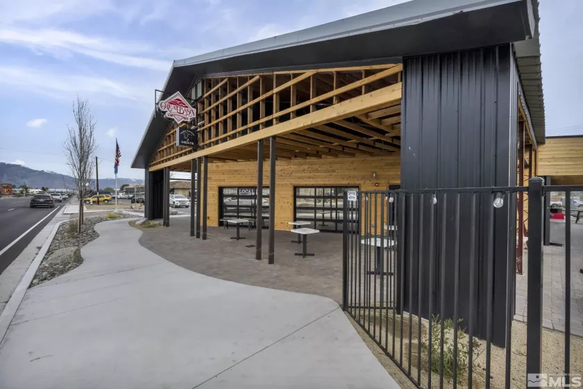 1573 HWY 395, Minden, Nevada 89423, ,Commercial Sale,Residential,HWY 395,250005682