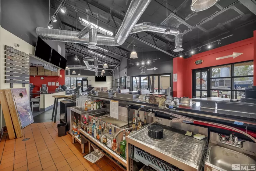 1573 HWY 395, Minden, Nevada 89423, ,Commercial Sale,Residential,HWY 395,250005682