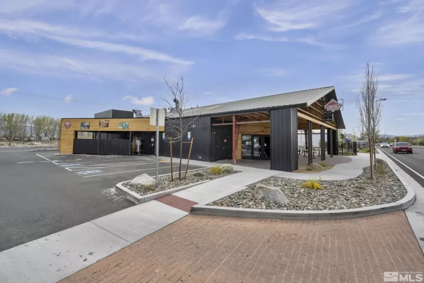 1573 HWY 395, Minden, Nevada 89423, ,Commercial Sale,Residential,HWY 395,250005682