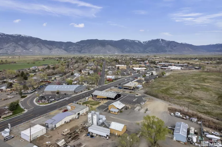 1573 HWY 395, Minden, Nevada 89423, ,Commercial Sale,Residential,HWY 395,250005682
