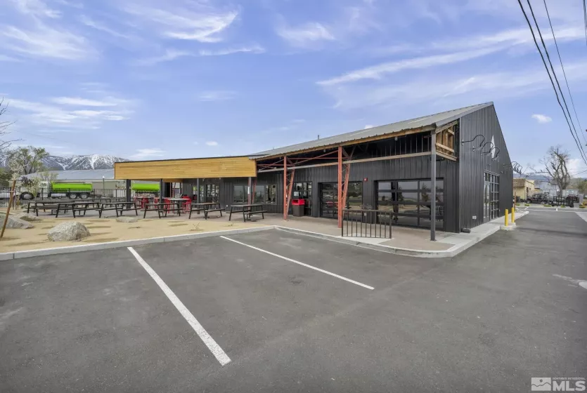 1573 HWY 395, Minden, Nevada 89423, ,Commercial Sale,Residential,HWY 395,250005682
