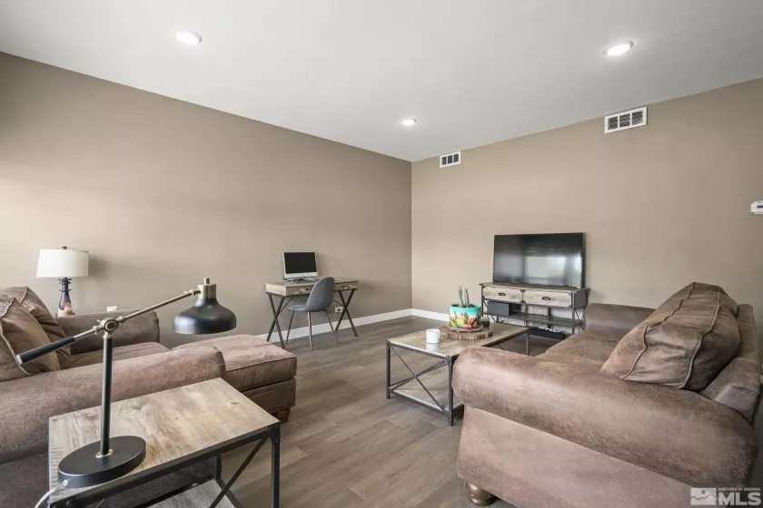 5371 Allegheny, Reno, Nevada 89506, 2 Bedrooms Bedrooms, ,1 BathroomBathrooms,Residential,Residential,Allegheny,250005746