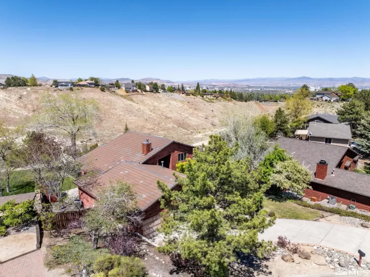 3601 Hemlock, Reno, Nevada 89509, 3 Bedrooms Bedrooms, ,3 BathroomsBathrooms,Residential,Residential,Hemlock,250005743