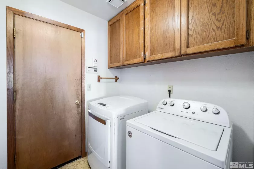 3601 Hemlock, Reno, Nevada 89509, 3 Bedrooms Bedrooms, ,3 BathroomsBathrooms,Residential,Residential,Hemlock,250005743