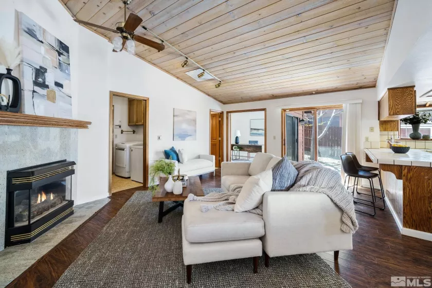 3601 Hemlock, Reno, Nevada 89509, 3 Bedrooms Bedrooms, ,3 BathroomsBathrooms,Residential,Residential,Hemlock,250005743