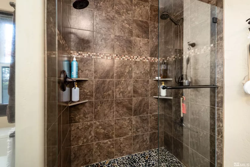 5745 Carl, Reno, Nevada 89511, 3 Bedrooms Bedrooms, ,3 BathroomsBathrooms,Residential,Residential,Carl,240007103
