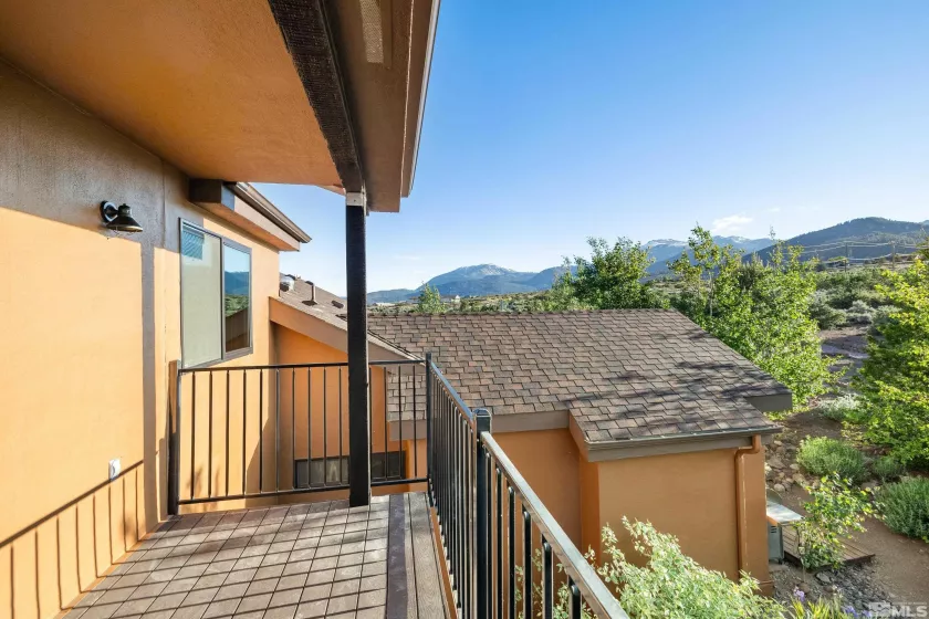 5745 Carl, Reno, Nevada 89511, 3 Bedrooms Bedrooms, ,3 BathroomsBathrooms,Residential,Residential,Carl,240007103