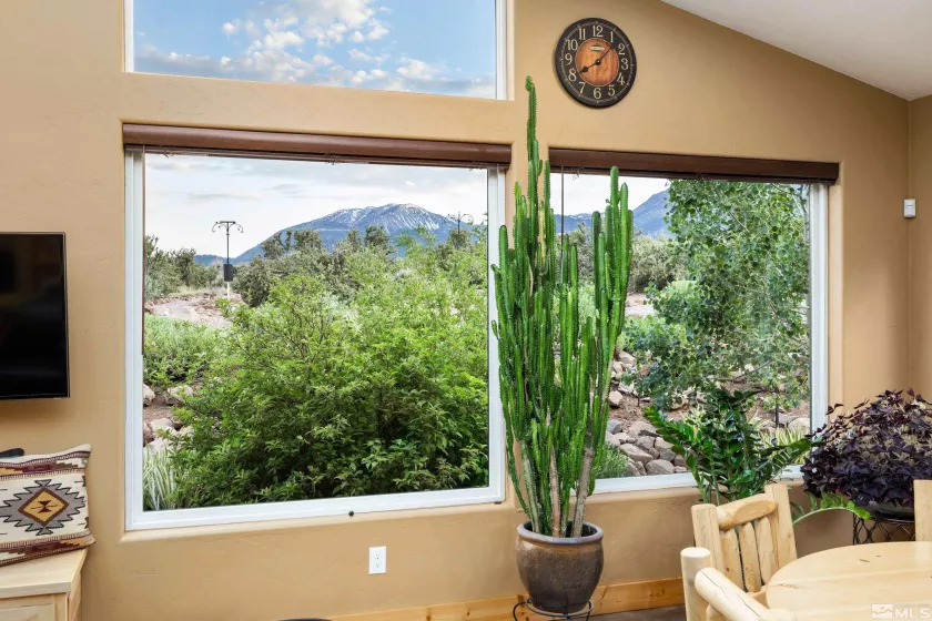 5745 Carl, Reno, Nevada 89511, 3 Bedrooms Bedrooms, ,3 BathroomsBathrooms,Residential,Residential,Carl,240007103