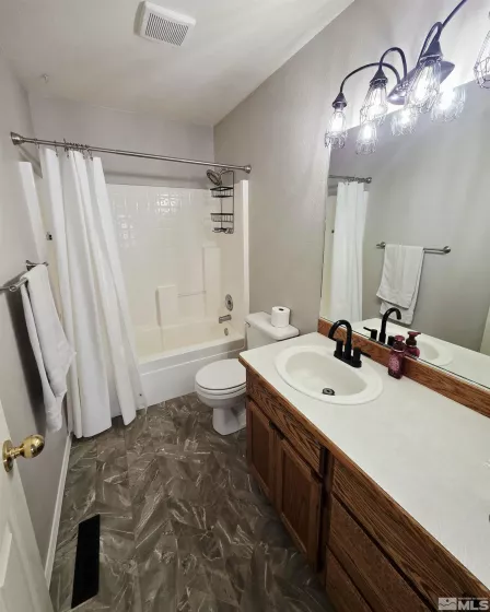 405 Mary, Fallon, Nevada 89406, 3 Bedrooms Bedrooms, ,2 BathroomsBathrooms,Residential,Residential,Mary,250005739