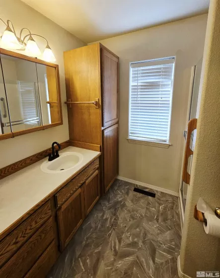 405 Mary, Fallon, Nevada 89406, 3 Bedrooms Bedrooms, ,2 BathroomsBathrooms,Residential,Residential,Mary,250005739