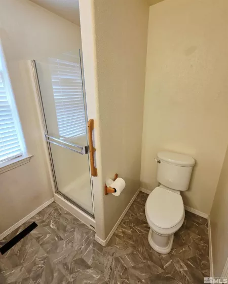 405 Mary, Fallon, Nevada 89406, 3 Bedrooms Bedrooms, ,2 BathroomsBathrooms,Residential,Residential,Mary,250005739