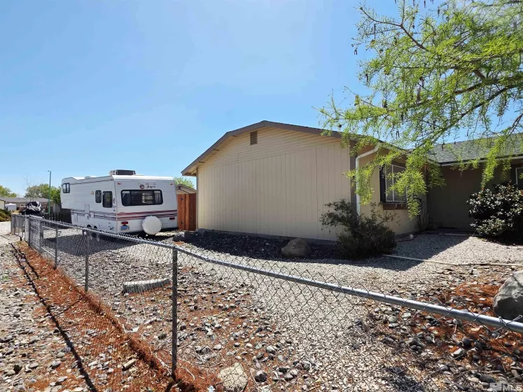 405 Mary, Fallon, Nevada 89406, 3 Bedrooms Bedrooms, ,2 BathroomsBathrooms,Residential,Residential,Mary,250005739