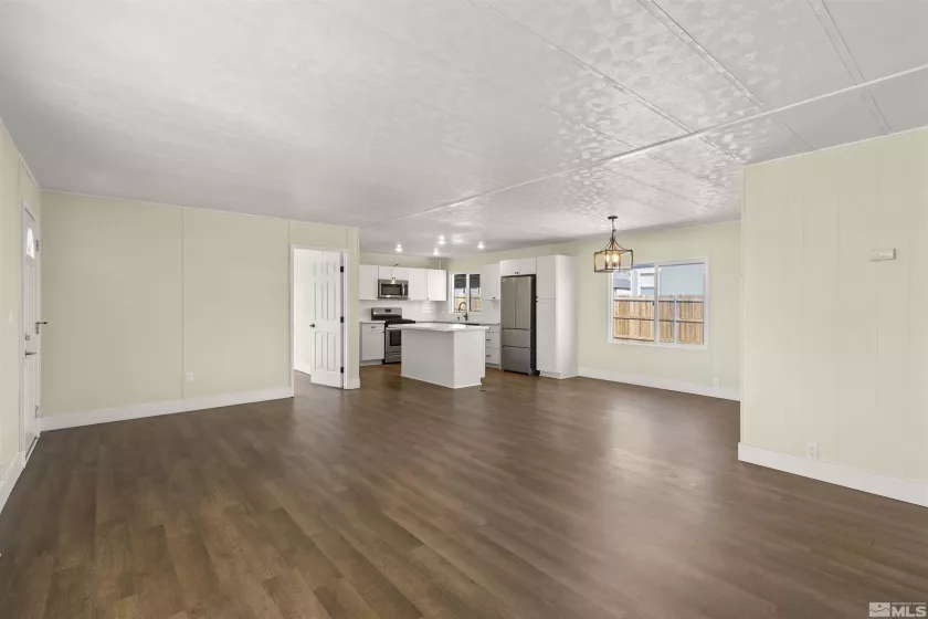 5861 Applegate, Sun Valley, Nevada 89433, 4 Bedrooms Bedrooms, ,2 BathroomsBathrooms,Residential,Residential,Applegate,250003964