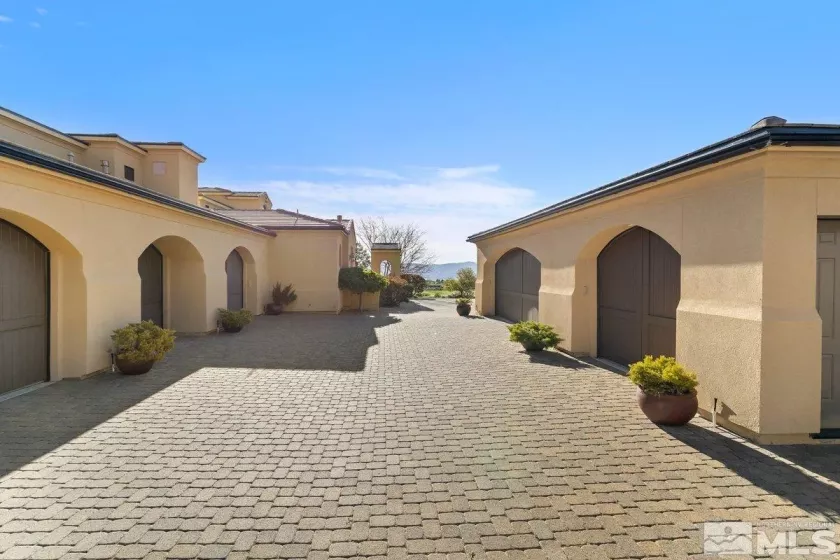 6705 Rabbit Brush, Reno, Nevada 89511, 8 Bedrooms Bedrooms, ,8 BathroomsBathrooms,Residential,Residential,Rabbit Brush,250000079
