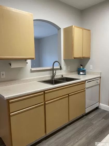 6850 Sharlands, Reno, Nevada 89523, 1 Bedroom Bedrooms, ,1 BathroomBathrooms,Residential,Residential,Sharlands,250003609