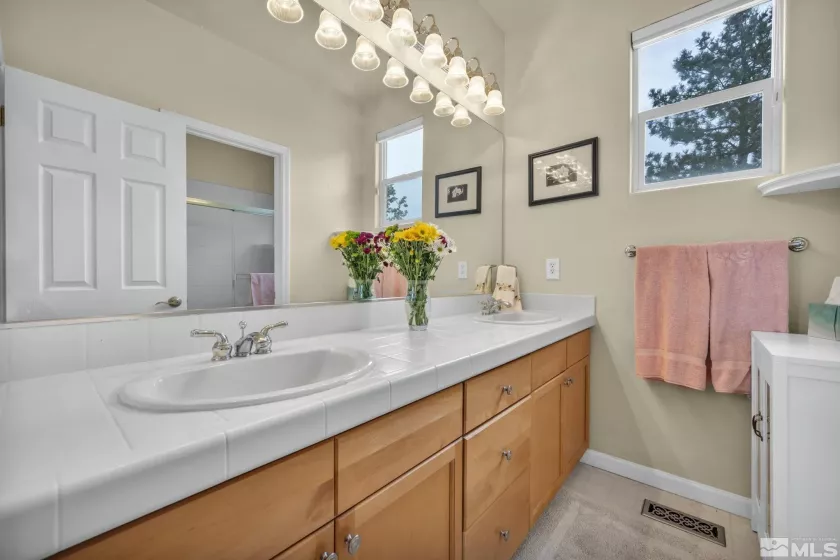 3463 White Mountain, Reno, Nevada 89511, 4 Bedrooms Bedrooms, ,4 BathroomsBathrooms,Residential,Residential,White Mountain,250005462