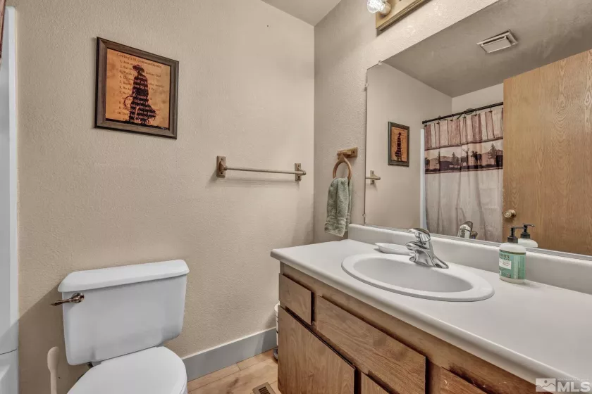 11000 Bighorn, Reno, Nevada 89508, 3 Bedrooms Bedrooms, ,2 BathroomsBathrooms,Residential,Residential,Bighorn,250004861