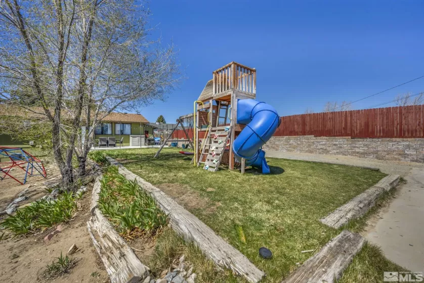 11000 Bighorn, Reno, Nevada 89508, 3 Bedrooms Bedrooms, ,2 BathroomsBathrooms,Residential,Residential,Bighorn,250004861