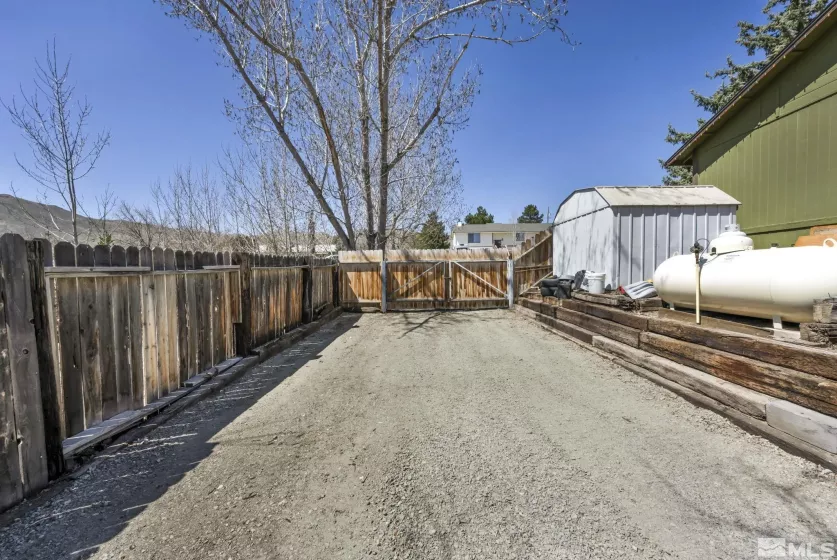 11000 Bighorn, Reno, Nevada 89508, 3 Bedrooms Bedrooms, ,2 BathroomsBathrooms,Residential,Residential,Bighorn,250004861