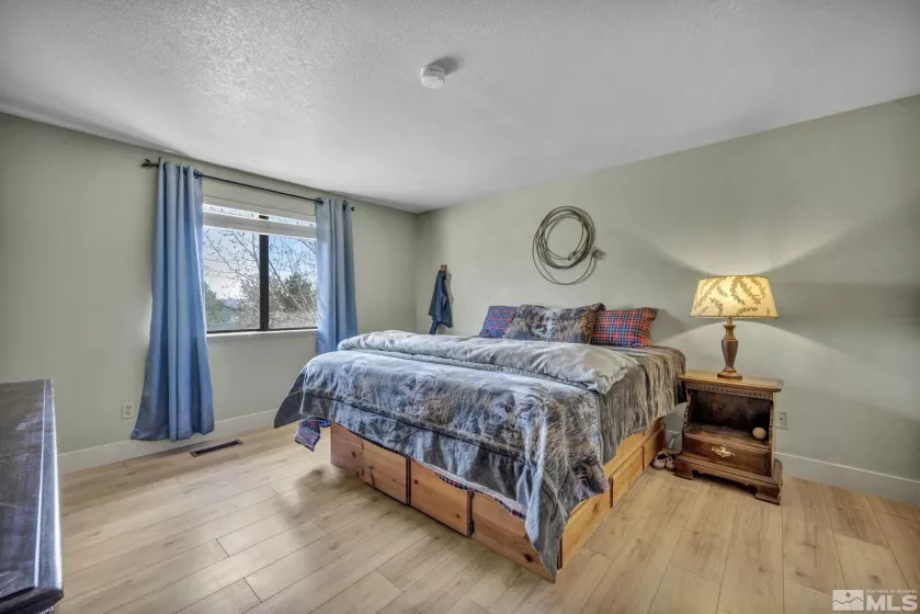 11000 Bighorn, Reno, Nevada 89508, 3 Bedrooms Bedrooms, ,2 BathroomsBathrooms,Residential,Residential,Bighorn,250004861