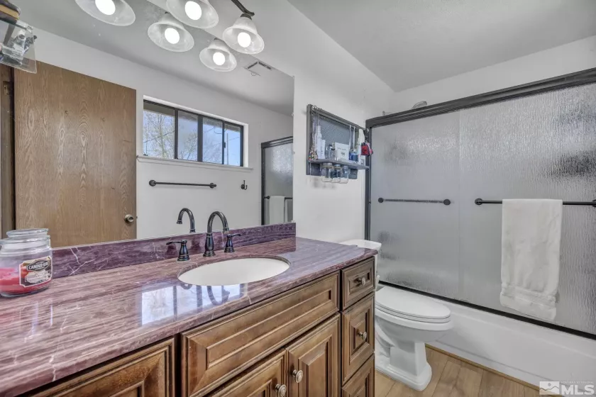 11000 Bighorn, Reno, Nevada 89508, 3 Bedrooms Bedrooms, ,2 BathroomsBathrooms,Residential,Residential,Bighorn,250004861
