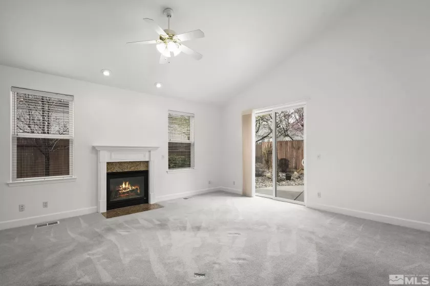 1448 Flintwood, Carson City, Nevada 89703, 2 Bedrooms Bedrooms, ,2 BathroomsBathrooms,Residential,Residential,Flintwood,250004312