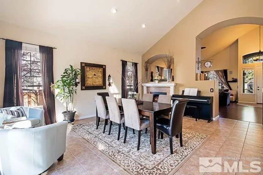 3241 Compase, Sparks, Nevada 89436, 3 Bedrooms Bedrooms, ,3 BathroomsBathrooms,Residential,Residential,Compase,250003970