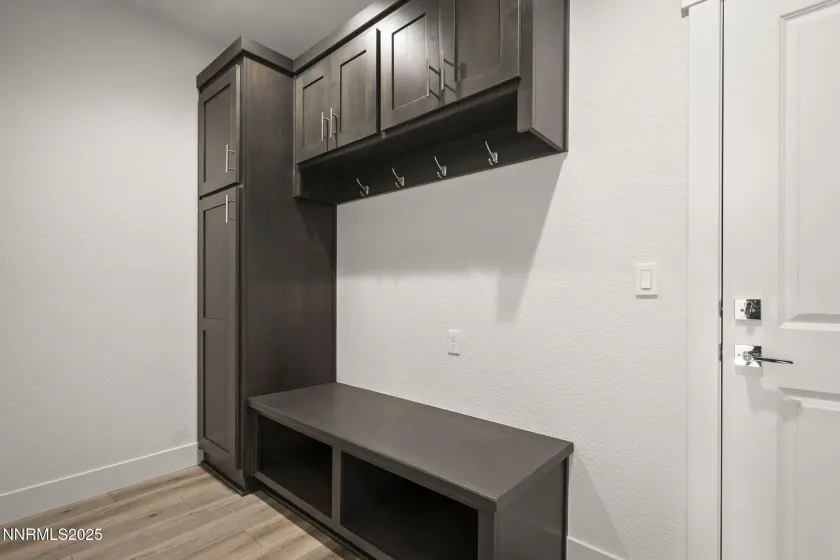 1290 Grove, Carson City, Nevada 89701, 3 Bedrooms Bedrooms, ,3 BathroomsBathrooms,Residential,Residential,Grove,250001848