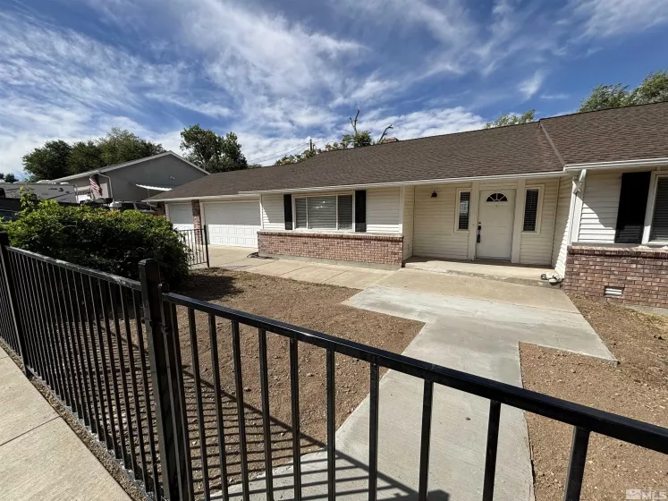 1435 Hunter Lake, Reno, Nevada 89509, 4 Bedrooms Bedrooms, ,3 BathroomsBathrooms,Residential,Residential,Hunter Lake,240011556