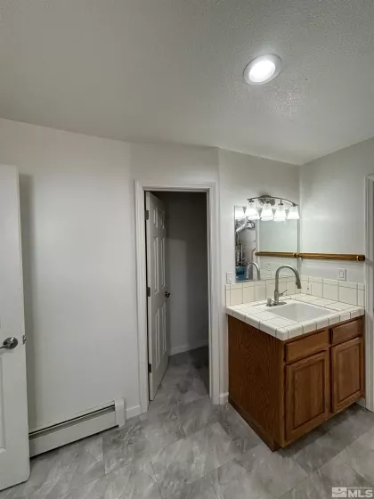 1435 Hunter Lake, Reno, Nevada 89509, 4 Bedrooms Bedrooms, ,3 BathroomsBathrooms,Residential,Residential,Hunter Lake,240011556
