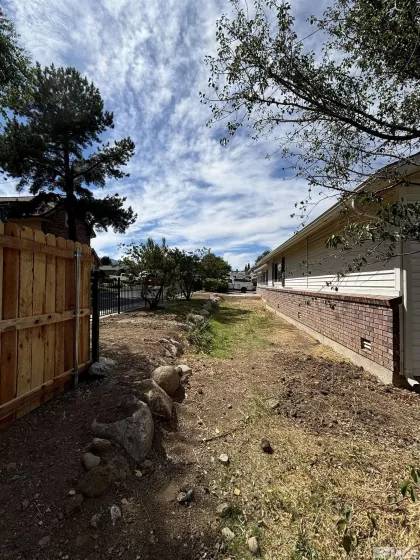 1435 Hunter Lake, Reno, Nevada 89509, 4 Bedrooms Bedrooms, ,3 BathroomsBathrooms,Residential,Residential,Hunter Lake,240011556