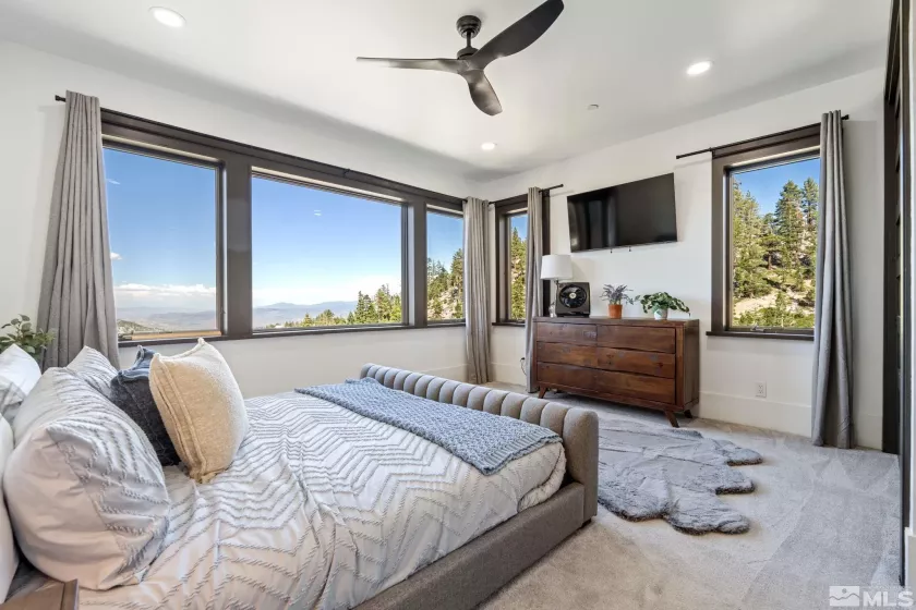 1625 Black Bear, Stateline, Nevada 89449, 6 Bedrooms Bedrooms, ,6 BathroomsBathrooms,Residential,Residential,Black Bear,240011342