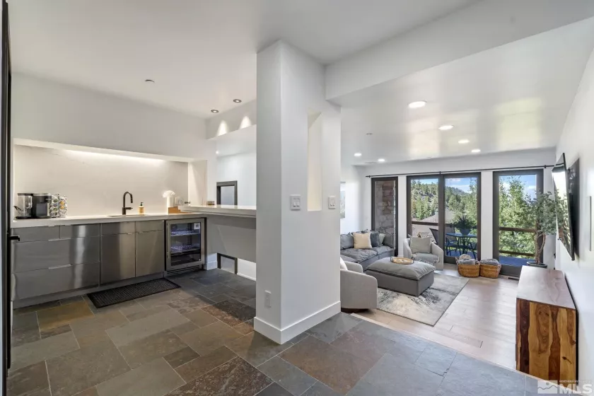 1625 Black Bear, Stateline, Nevada 89449, 6 Bedrooms Bedrooms, ,6 BathroomsBathrooms,Residential,Residential,Black Bear,240011342