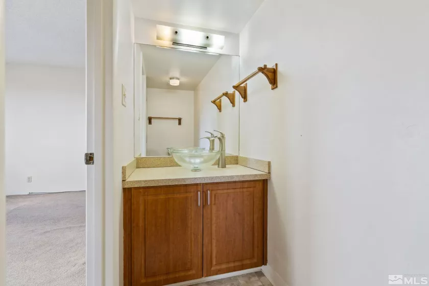 1508 Carlin, Reno, Nevada 89503, 2 Bedrooms Bedrooms, ,2 BathroomsBathrooms,Residential,Residential,Carlin,240010447