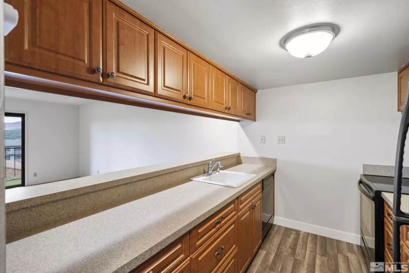 1508 Carlin, Reno, Nevada 89503, 2 Bedrooms Bedrooms, ,2 BathroomsBathrooms,Residential,Residential,Carlin,240010447