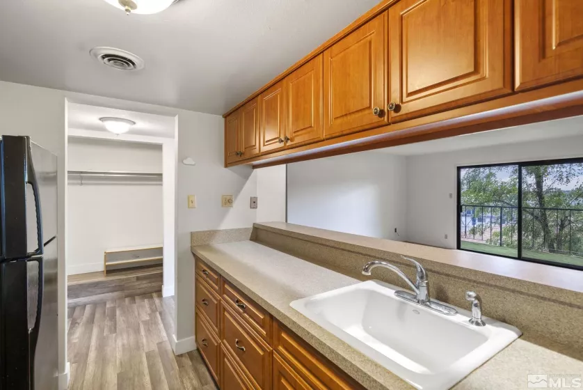 1508 Carlin, Reno, Nevada 89503, 2 Bedrooms Bedrooms, ,2 BathroomsBathrooms,Residential,Residential,Carlin,240010447