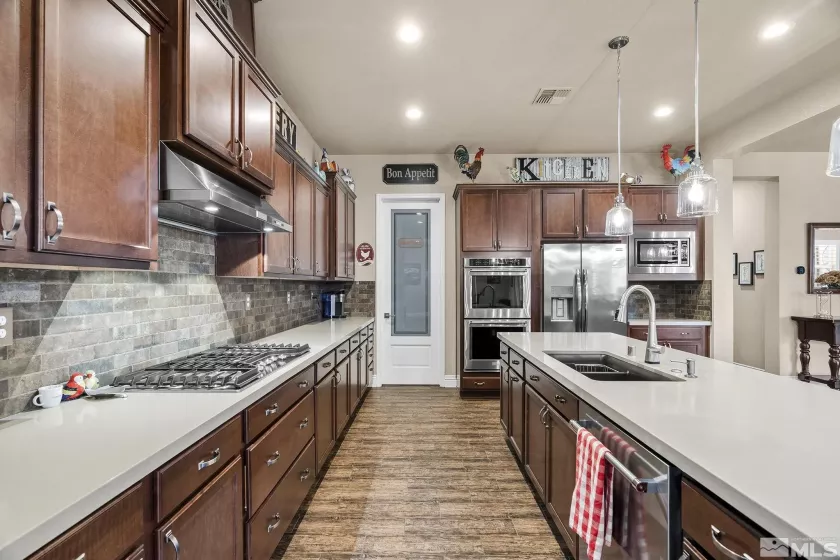 12511 Blue, Reno, Nevada 89521, 2 Bedrooms Bedrooms, ,3 BathroomsBathrooms,Residential,Residential,Blue,240004844