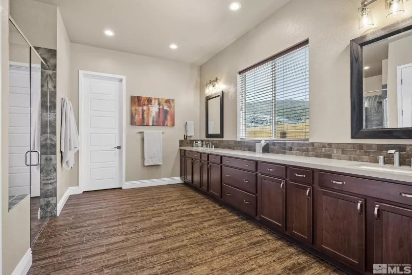12511 Blue, Reno, Nevada 89521, 2 Bedrooms Bedrooms, ,3 BathroomsBathrooms,Residential,Residential,Blue,240004844