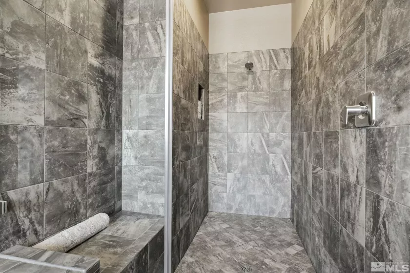 12511 Blue, Reno, Nevada 89521, 2 Bedrooms Bedrooms, ,3 BathroomsBathrooms,Residential,Residential,Blue,240004844