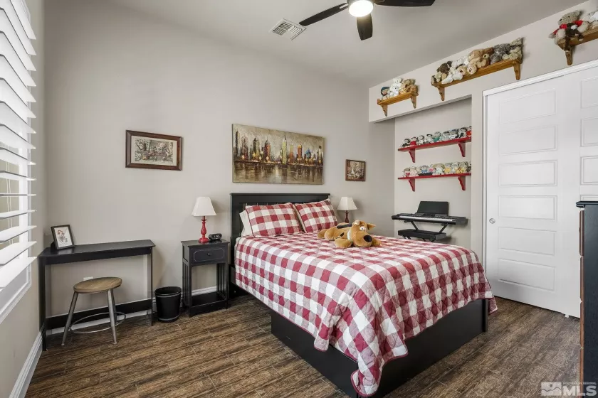 12511 Blue, Reno, Nevada 89521, 2 Bedrooms Bedrooms, ,3 BathroomsBathrooms,Residential,Residential,Blue,240004844